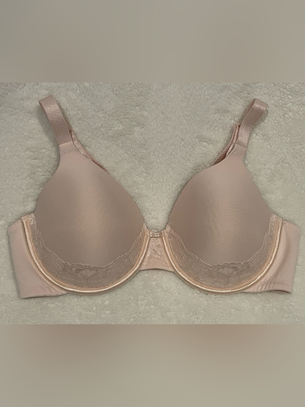 Vanity Fair Lace Trimmed Underwire Bra
